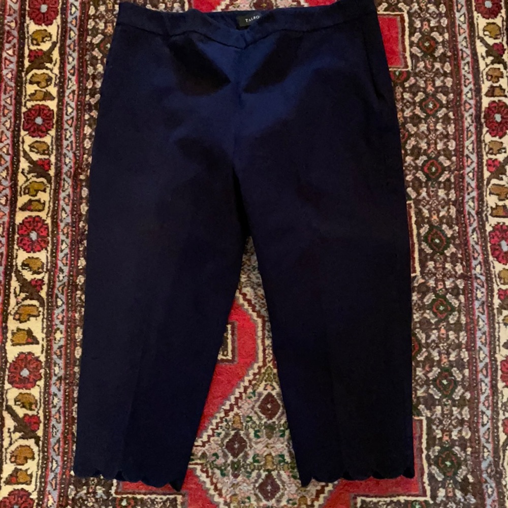 Talbots Chatham cropped pants with scolloped hems